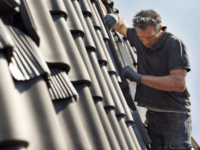 About Tile roofers